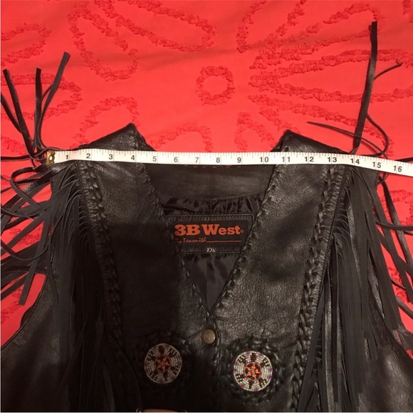 Like New! Fringed leather vest! - Picture 15 of 16